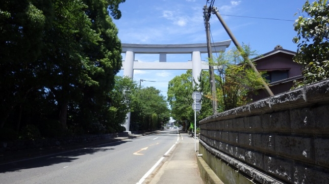 ④021寒川神社二之鳥居