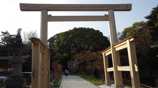 ①071二宮神社180401