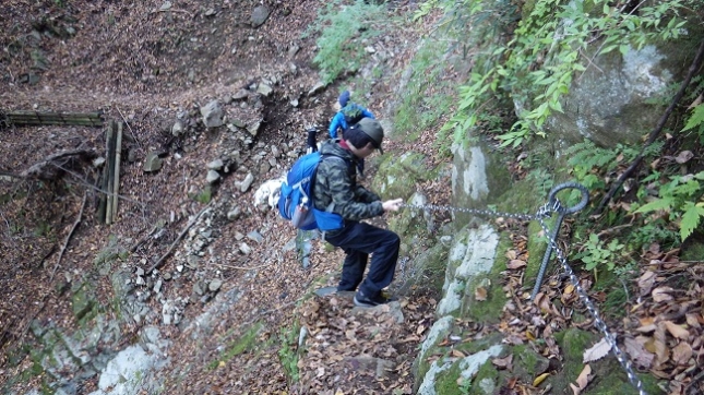 ⑥256蓑毛越へ参道