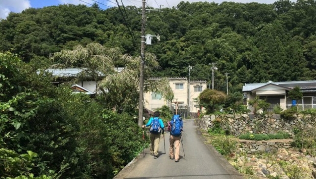 011陣馬登山口1tmp_imgresize