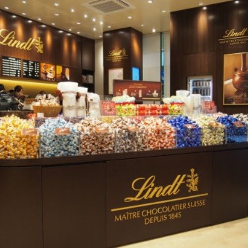 Yokohama_shop_photo_2-340x3402