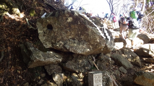 ⑥167大山登山道天狗鼻突き岩