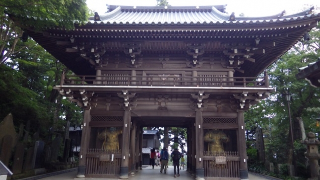 196薬王院四天王門(山門)